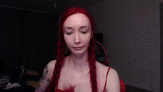 Roxy Silver online show from 05.23.26
