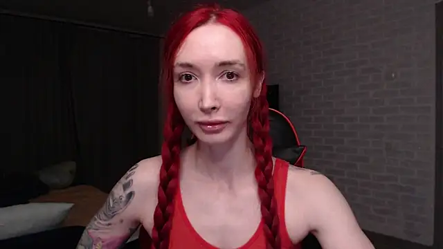 Roxy Silver online show from 06.09.26