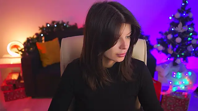 Snapshot of NicoleMun chatting on 12.07.24 NicoleMun online show from 12.07.24