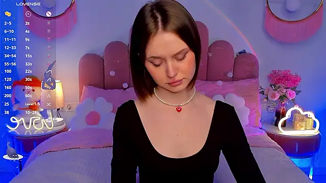 MaryLew online show from 02.04.26