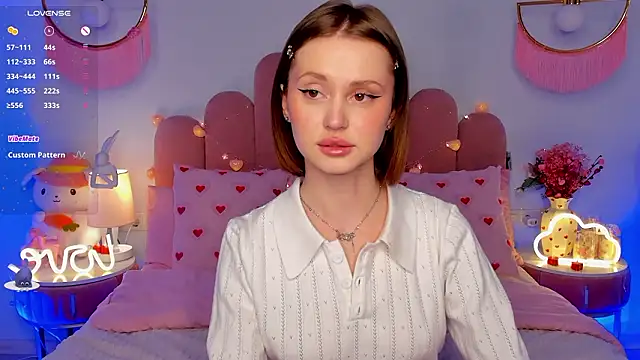 Snapshot of MaryLew chatting on 02.10.26 MaryLew online show from 02.10.26