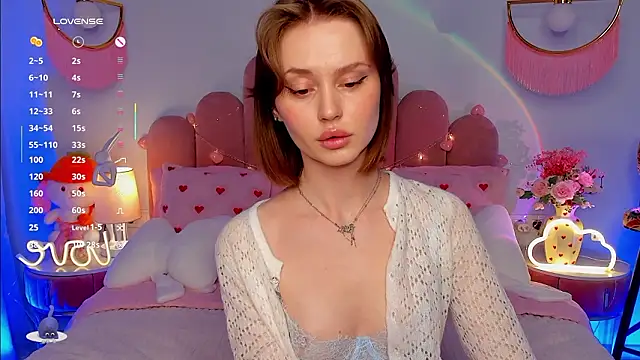 Snapshot of MaryLew chatting on 03.11.26 MaryLew online show from 03.11.26