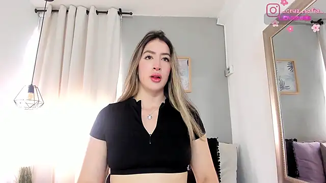  AlejaCruz  online show from 06.16.26