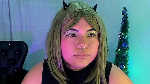 Snapshot of Samanta_cutee chatting on 01.12.25 Samanta cutee online show from 01.12.25