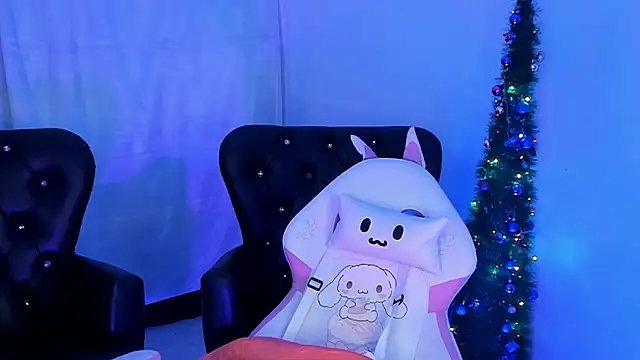 Snapshot of Samanta_cutee chatting on 01.13.25 Samanta cutee online show from 01.13.25