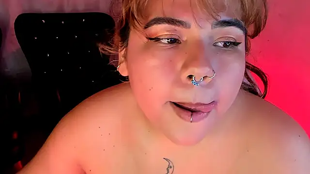 Snapshot of Samanta_cutee chatting on 01.18.25 Samanta cutee online show from 01.18.25