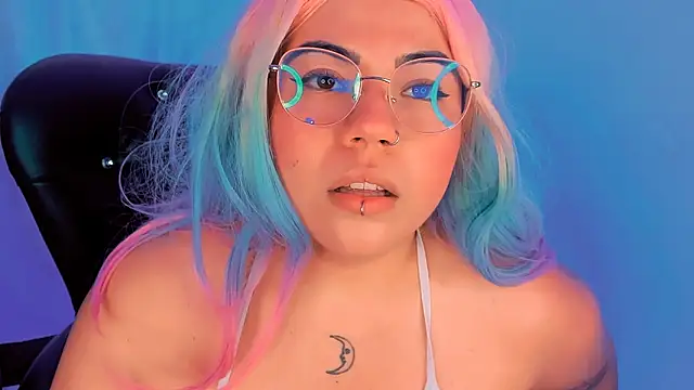 Snapshot of Samanta_cutee chatting on 02.07.25 Samanta cutee online show from 02.07.25