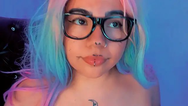 Snapshot of Samanta_cutee chatting on 02.07.25 Samanta cutee online show from 02.07.25