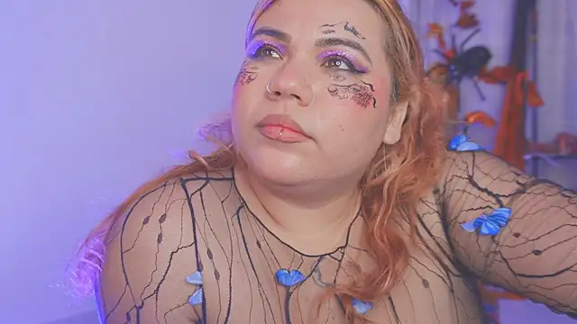 Snapshot of Samanta_cutee chatting on 10.30.25 Samanta cutee online show from 10.30.25