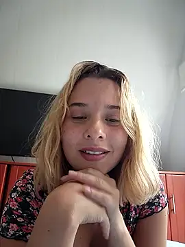 Sophy Bunny online show from 09.25.25