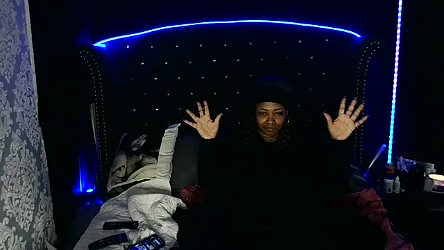 msyvette1970xh online show from 02.02.25