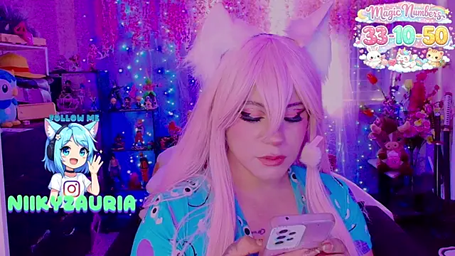  niiky online show from 04.28.26