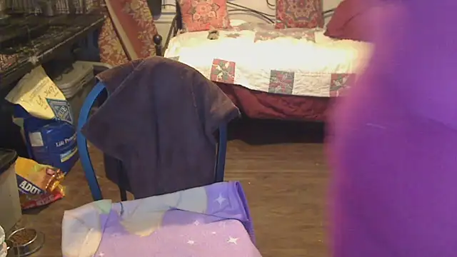 Snapshot of Ireallysquirt chatting on 06.17.26 Ireallysquirt online show from 06.17.26