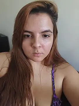 Snapshot of Bruninha_Hot10 chatting on 06.29.26 Bruninha Hot10 online show from 06.29.26