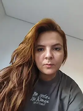 Snapshot of Bruninha_Hot10 chatting on 07.28.26 Bruninha Hot10 online show from 07.28.26