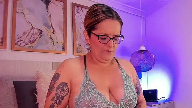 ValeryHart1 online show from 03.06.25