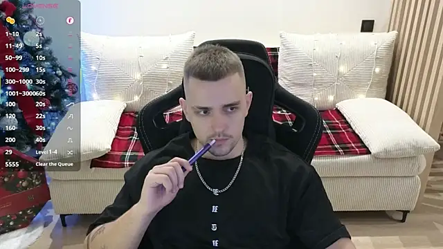 Larstar01 online show from 01.10.26