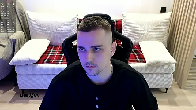 Larstar01 online show from 02.28.26