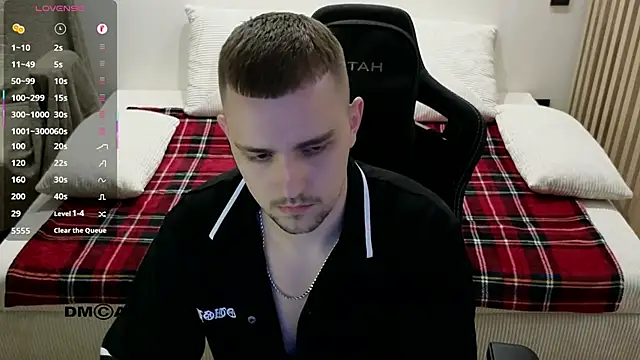 Larstar01 online show from 03.19.26