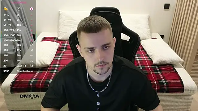 Larstar01 online show from 03.24.26