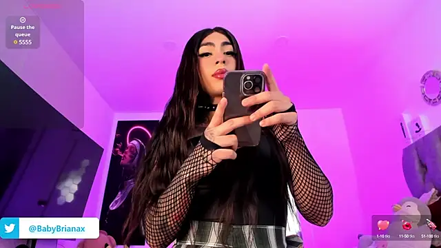 Snapshot of babybriexxx chatting on 02.27.25 babybriexxx online show from 02.27.25