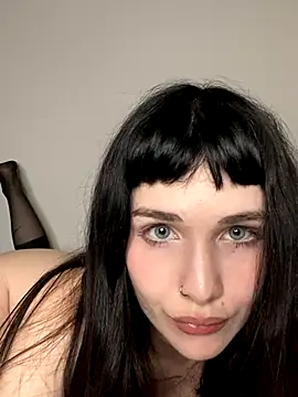 Snapshot of CherryCrystall chatting on 10.06.25 CherryCrystall online show from 10.06.25