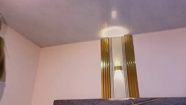 Emmaa Blonde online show from 01.28.25