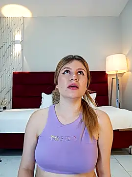 Emmaa Blonde online show from 09.28.25