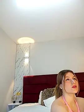 Emmaa Blonde online show from 10.09.25