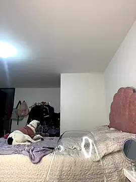 Snapshot of tati__22 chatting on 09.18.25 tati  22 online show from 09.18.25