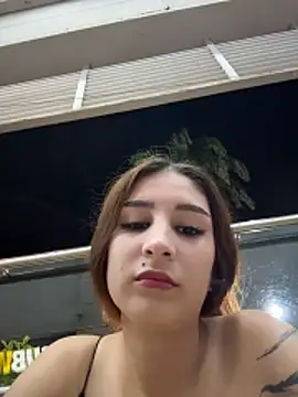 Mon Cherry online show from 02.12.26