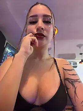 Mon Cherry online show from 04.30.26