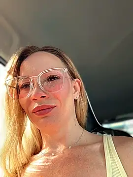 LavenderHot online show from 06.28.26