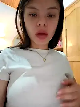 Snapshot of Violeta_12- chatting on 06.08.26 Violeta 12- online show from 06.08.26