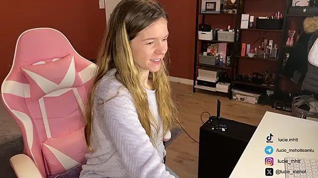 lucie mehott online show from 12.10.24