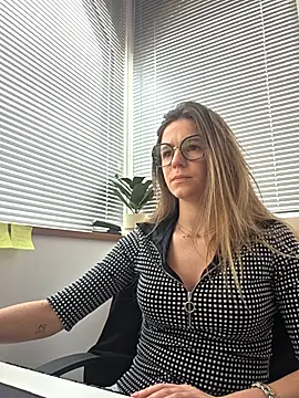 lucie mehott online show from 02.20.26