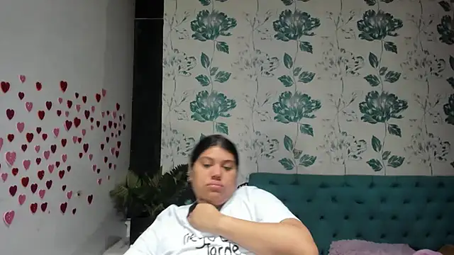 Snapshot of LindaBreeS chatting on 03.16.25 LindaBreeS online show from 03.16.25