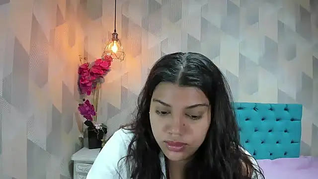 LindaBreeS online show from 05.20.26