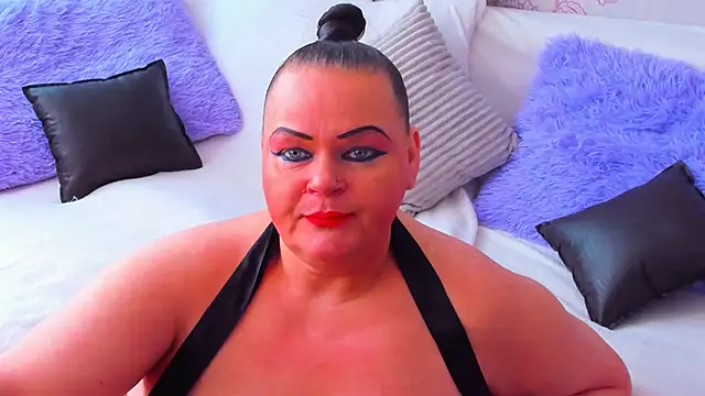 Snapshot of MilanaBiegert chatting on 02.23.25 MilanaBiegert online show from 02.23.25