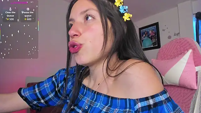 Snapshot of katty_snow chatting on 02.25.26 katty snow online show from 02.25.26