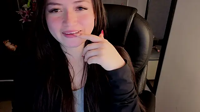 almma shy online show from 10.27.25