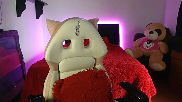 Allisonnlopez online show from 02.01.25