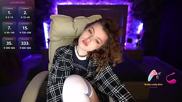 YesPussyClover online show from 02.08.25