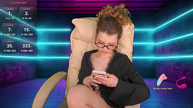 YesPussyClover online show from 03.06.25