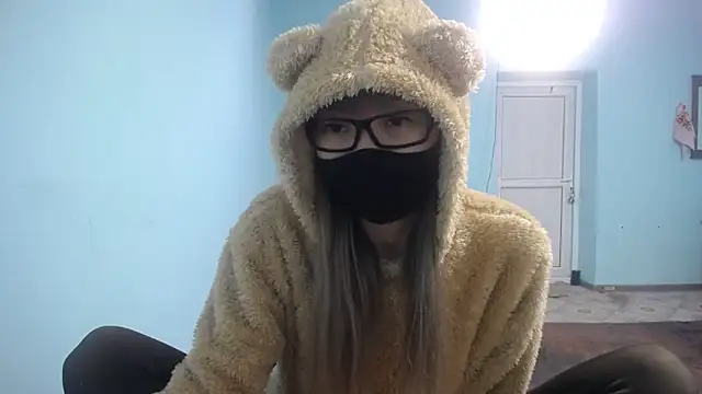 elllaaxx online show from 01.27.25