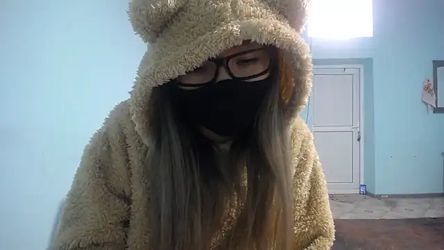 elllaaxx online show from 01.30.25