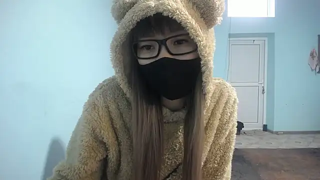 elllaaxx online show from 02.28.25