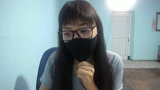 elllaaxx online show from 02.04.26