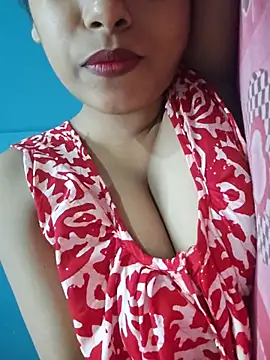Snapshot of sexyindi_couple chatting on 07.04.26 sexyindi couple online show from 07.04.26