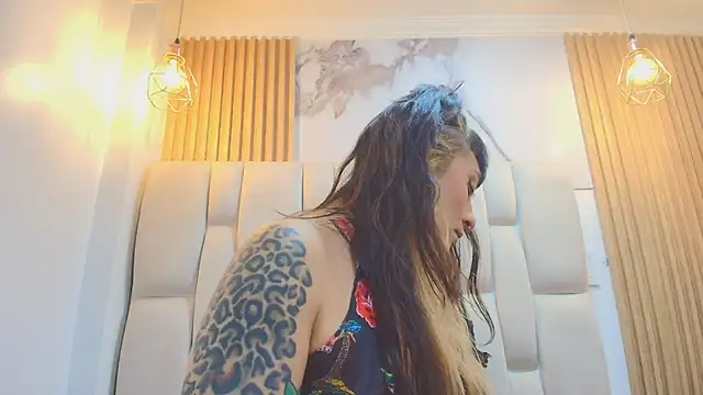 Naughty Kittenm online show from 04.29.26